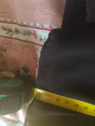 Blusa negra con detalles plateados axila 58 l 71