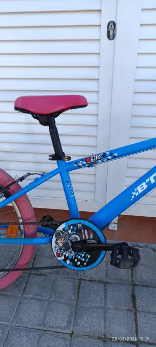 Bicicleta infantil B'TWIN 20 pulgadas