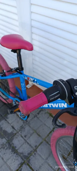 Bicicleta infantil B'TWIN 20 pulgadas