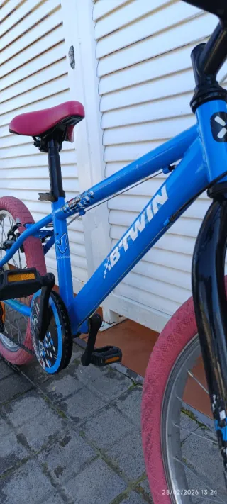 Bicicleta infantil B'TWIN 20 pulgadas