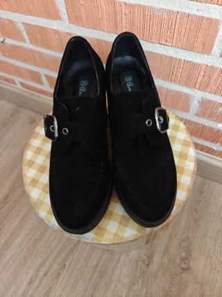 Zapatos de tacón negros talla 35