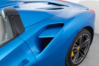 Ferrari 488 Spider DCT