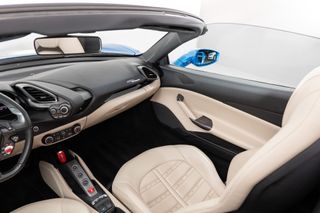 Ferrari 488 Spider DCT