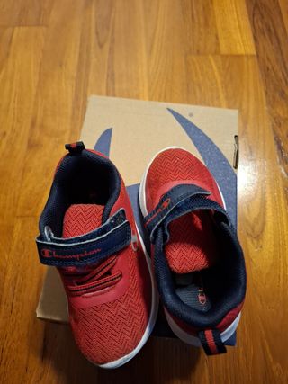 Scarpe da bambino Champion rosse taglia 24