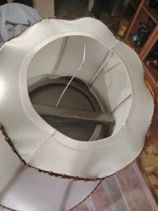 Pantalla de lámpara antigua enorme y rara