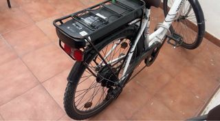 Bici Semi Elettrica Bianca