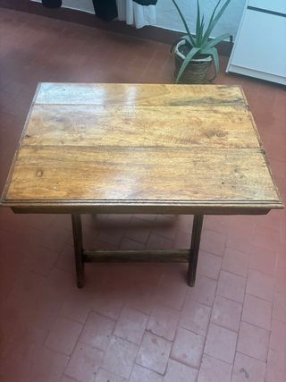 Mesa auxiliar plegable de madera vintage de 1890
