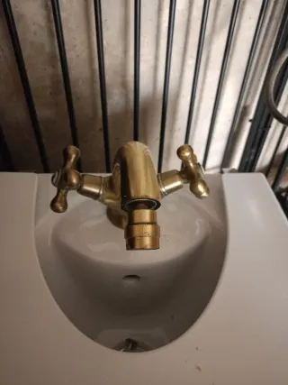 Grifo de lavabo, bidet y ducha