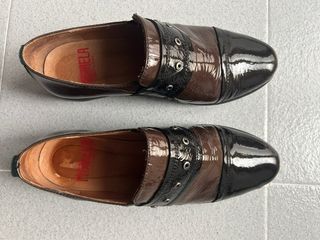 Zapatos italianos piel charol marrones suela goma