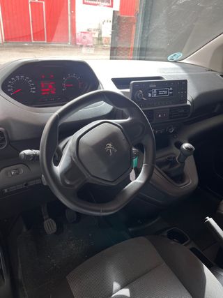 Peugeot Partner 2021