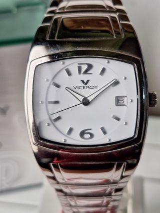Reloj Viceroy 47311 Acero.  Nuevo en Caja