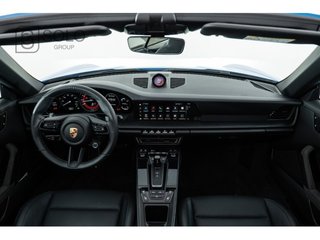 PORSCHE 911 Carrera 4 GTS Cabriolet