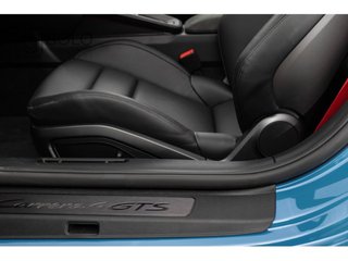 PORSCHE 911 Carrera 4 GTS Cabriolet