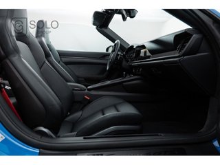 PORSCHE 911 Carrera 4 GTS Cabriolet
