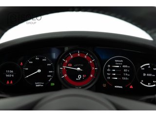 PORSCHE 911 Carrera 4 GTS Cabriolet