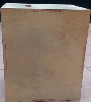 Cajón Decathlon 20 pulgadas (60 cm)