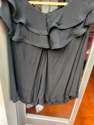 Maglietta donna nera con volant