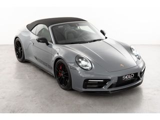 PORSCHE 911 Carrera 4 GTS Cabriolet