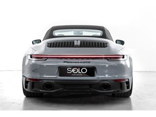 PORSCHE 911 Carrera 4 GTS Cabriolet
