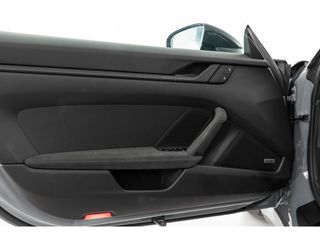 PORSCHE 911 Carrera 4 GTS Cabriolet