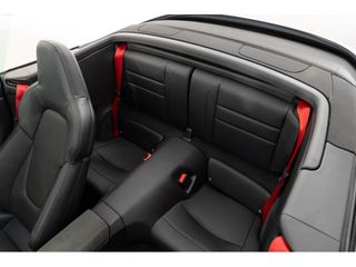 PORSCHE 911 Carrera 4 GTS Cabriolet