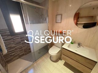 Piso en alquiler en Valderas - Los Castillos en Alcorcón