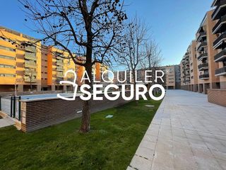 Piso en alquiler en Valderas - Los Castillos en Alcorcón