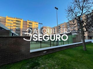 Piso en alquiler en Valderas - Los Castillos en Alcorcón