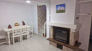 Casa pareada en alquiler en Ses Figueretes - Platja d'en Bossa - Cas Serres en Ibiza/Eivissa