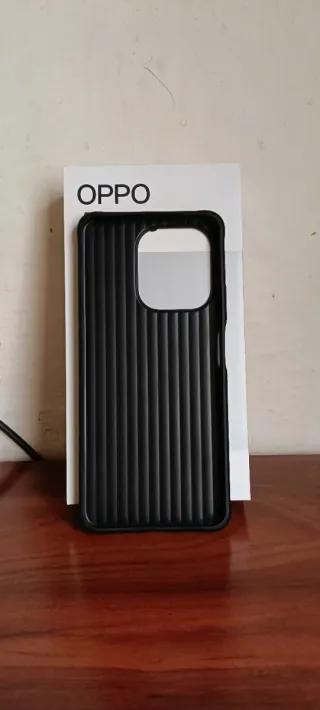 OPPO A5 Pro + Funda Protectora Plata