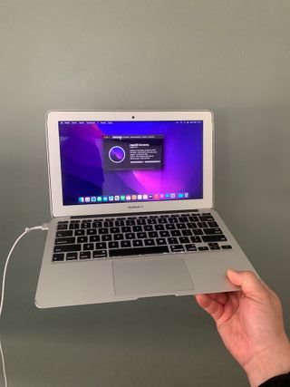 MacBook Air 2015 4GB RAM 128GB SSD Sin cable