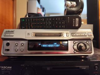 Sony MDS-S40 Minidisc Deck Plata