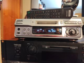 Sony MDS-S40 Minidisc Deck Plata
