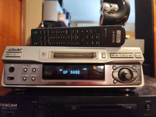 Sony MDS-S40 Minidisc Deck Plata