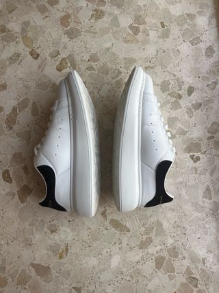 Alexander McQueen Sneakers Blancas Talla 40