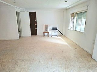 Local comercial en alquiler en Zona Concordia en Burjassot