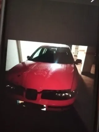 Seat León 2003TDI 1900 para piezas,MOTOR ARRANCA