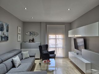 Piso en alquiler en Lucena