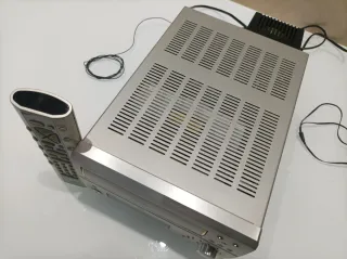 Amplificador Denon UD-M50 CD (LEER)