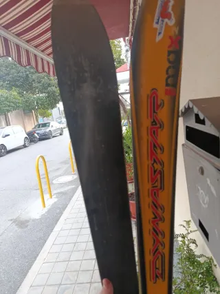 Esquís Rossignol 75