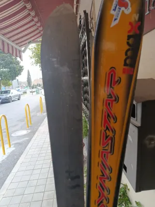 Esquís Rossignol 75