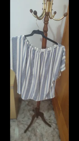 Blusa de rayas y cuadros azul y blanco