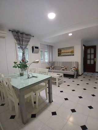 Piso en alquiler en El Plantinar - Felipe II - Tiro de Línea en Sevilla