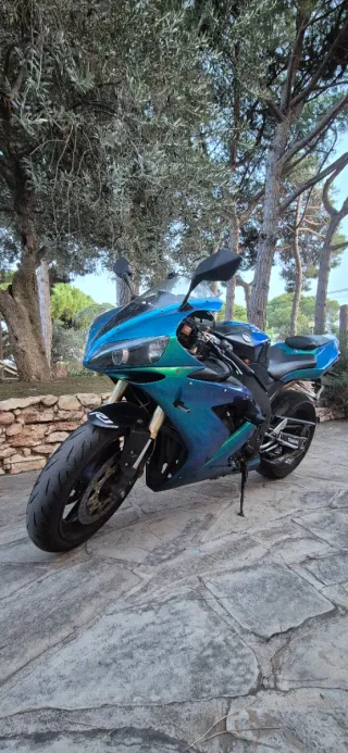 Yamaha R1 2004 Negra/Verde 65.000 km