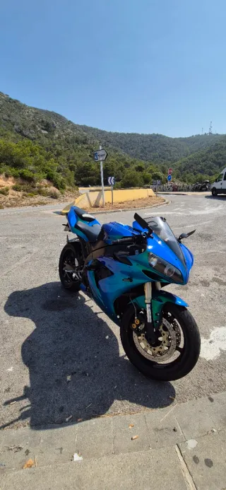 Yamaha R1 2004 Negra/Verde 65.000 km