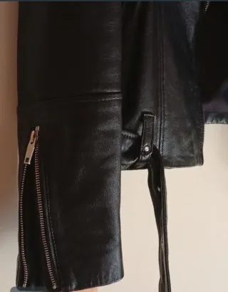 Chaqueta Biker 100% piel Zara Negra