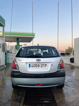 KIA Rio 2005