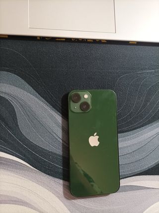 iPhone 13 Verde en perfecto estado