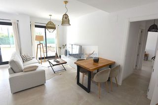 Piso en alquiler en Los Álamos en Torremolinos