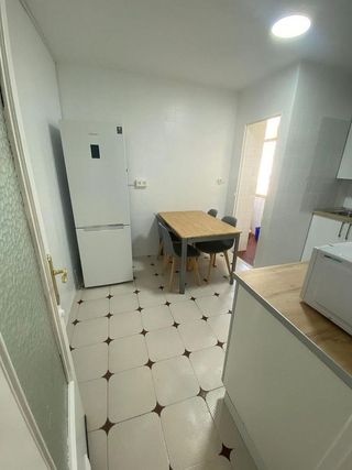 Piso en alquiler en Camino de Ronda - Rosaleda en Granada